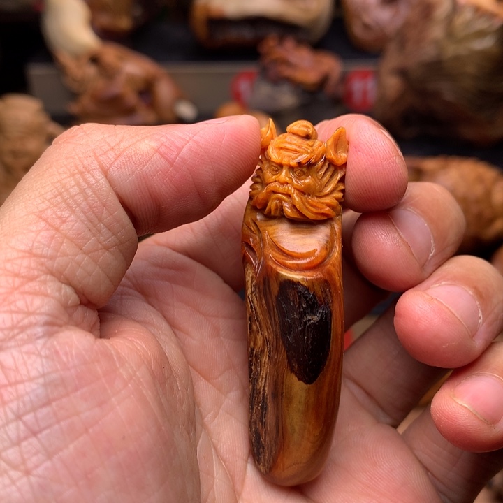 柏木（崖柏）崖柏陈化料手把件