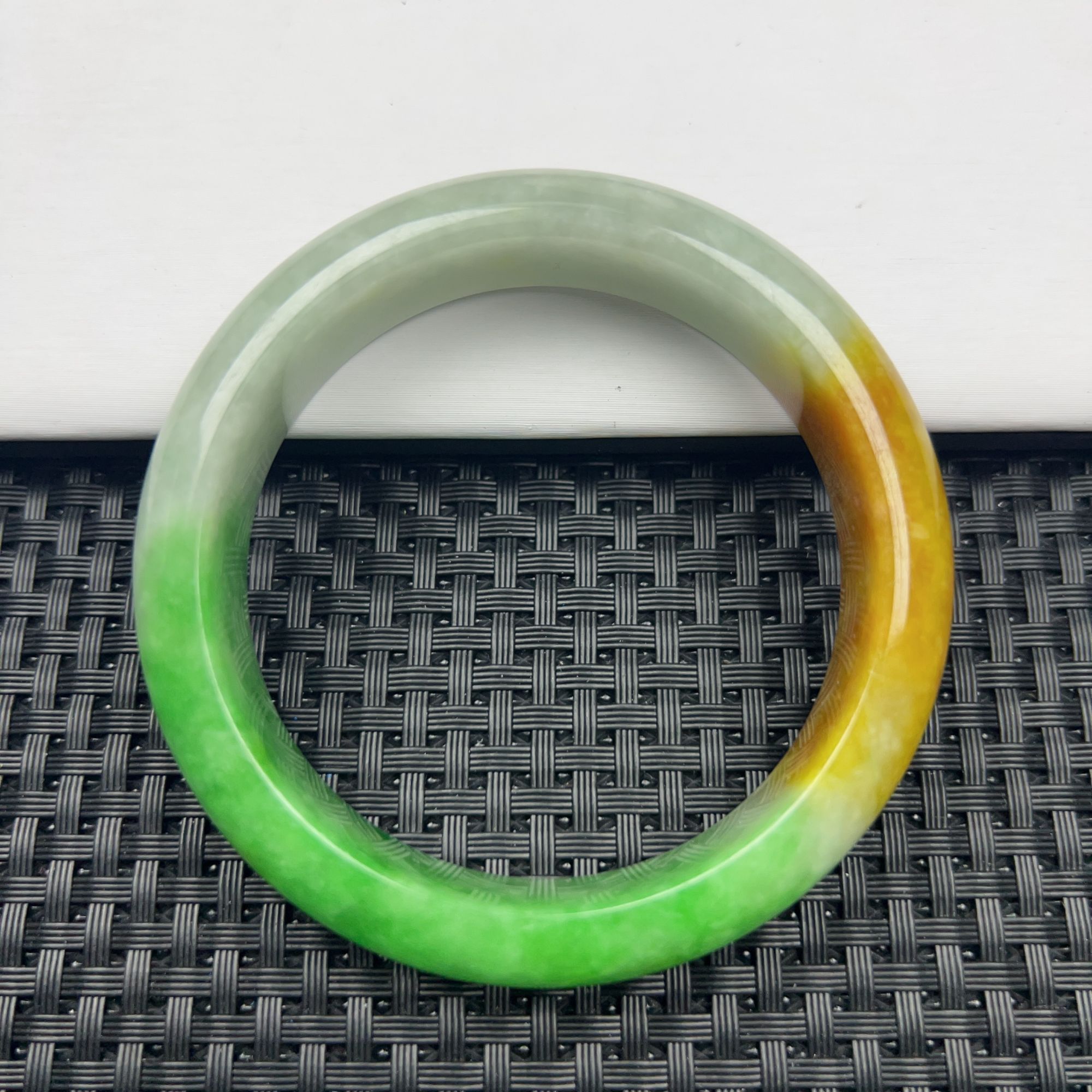 Z260黄绿高货常规手镯漂亮时尚