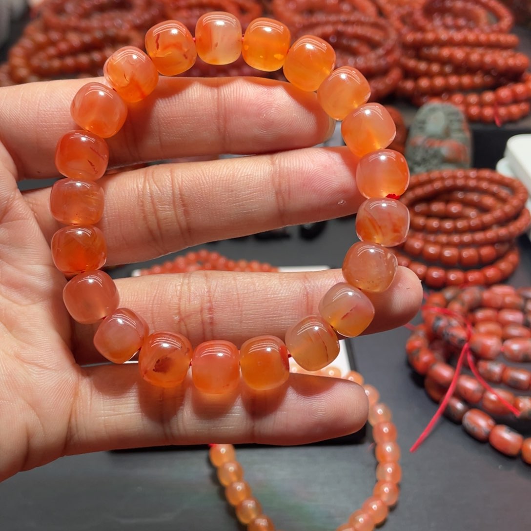 南红玛瑙手链未镶嵌