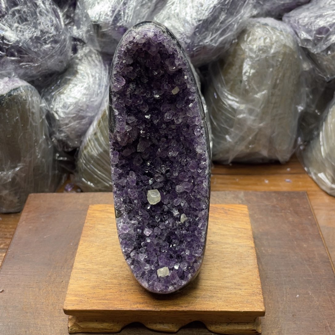 未镶嵌紫晶摆件紫晶