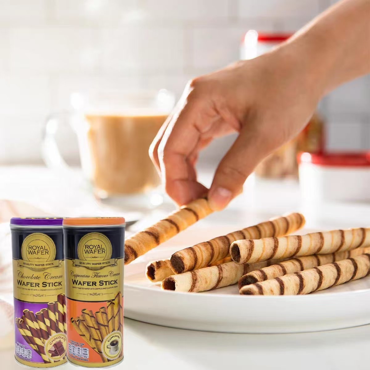 【2025.12.13到期】*4桶  卡布奇诺/巧克力味夹心威化卷(饼干)