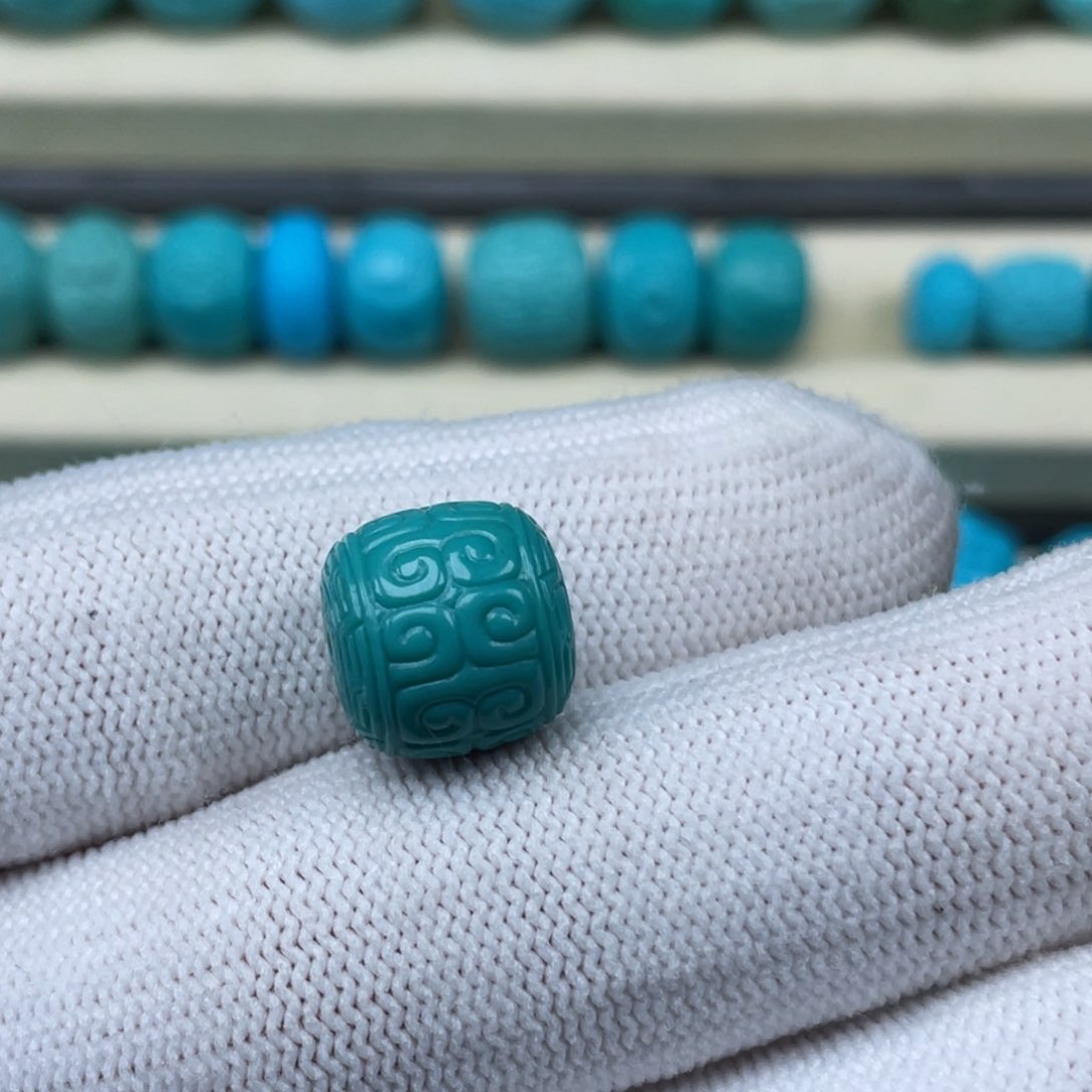 绿松石挂件未镶嵌妙**子