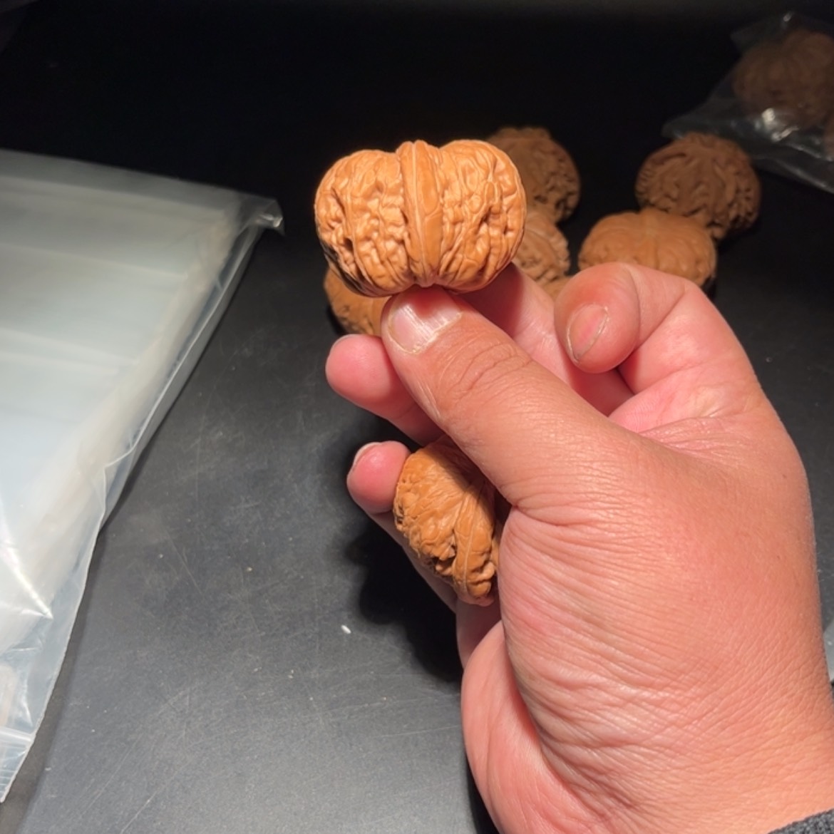 【闪购商品】M**飛文玩核桃木制手把件