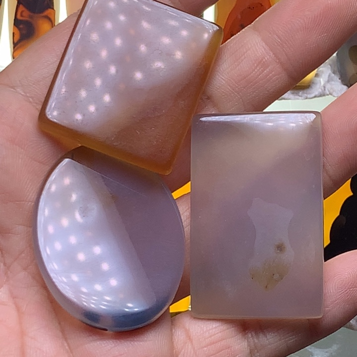 玛瑙/玉髓颈饰未镶嵌100