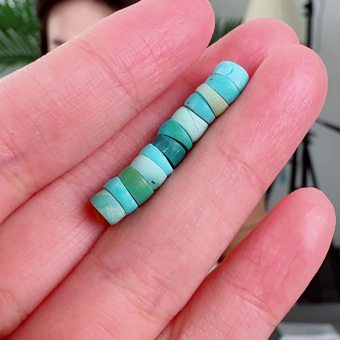 未镶嵌绿松石珠宝奇石