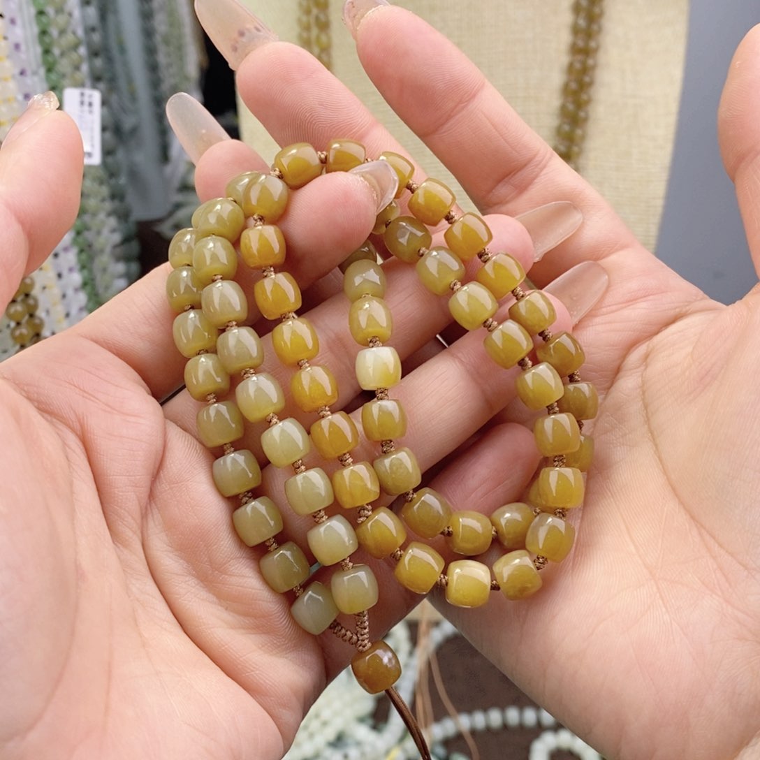 和田玉颈饰未镶嵌汉**地