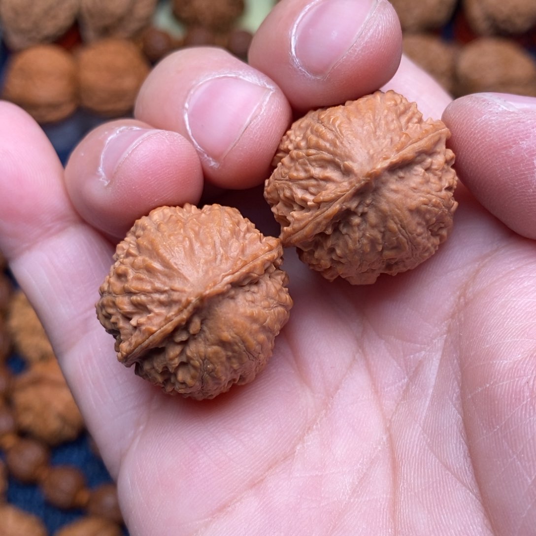 文玩核桃把件手捻