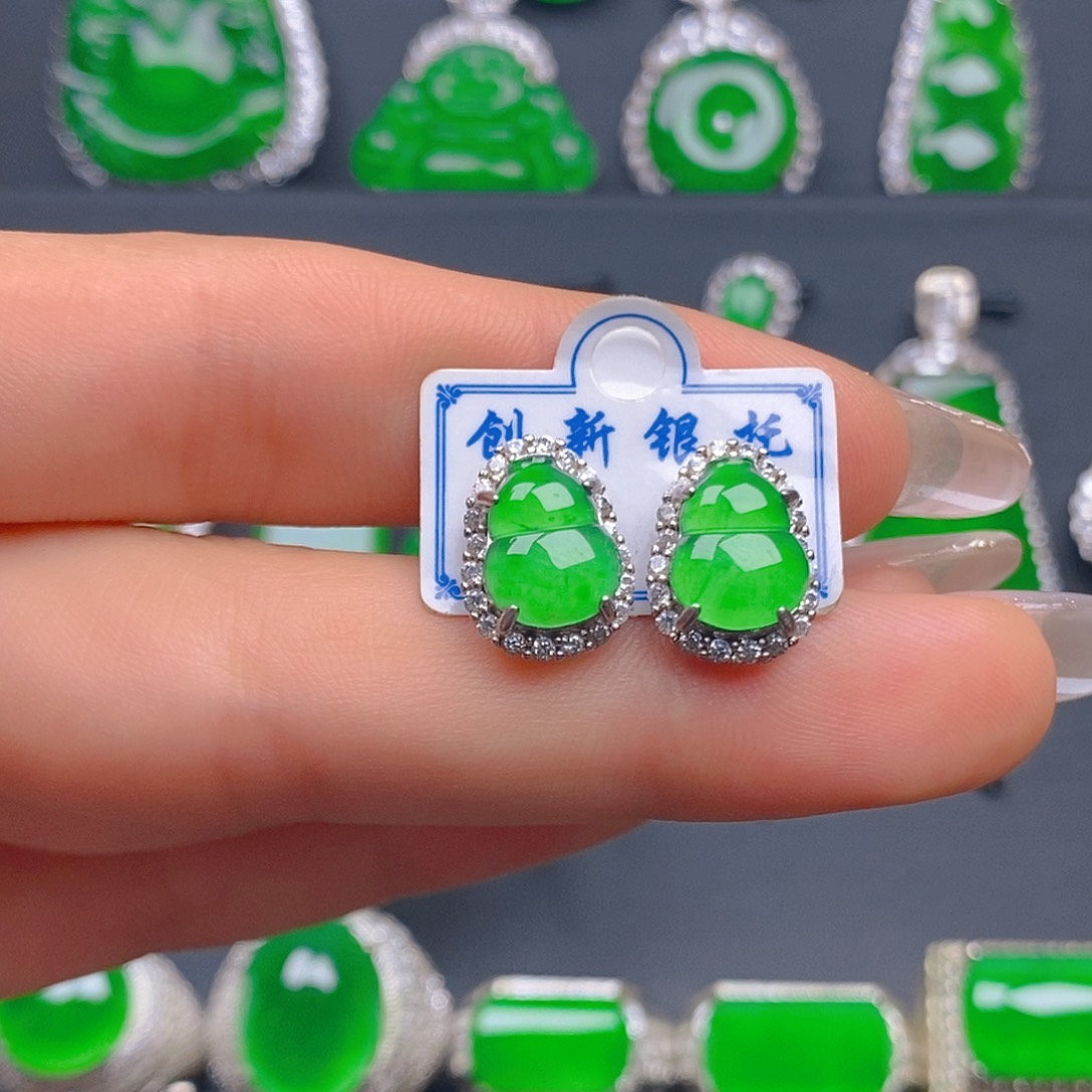 银S925镶嵌翡翠耳饰