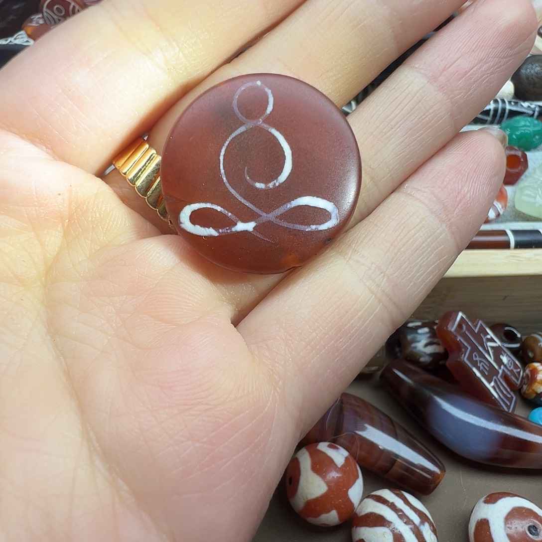 玛瑙/玉髓未镶嵌珠宝半成品