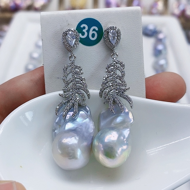 银S925镶嵌耳饰淡水珍珠