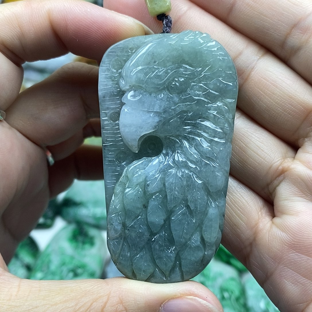 颈饰未镶嵌翡翠牌子