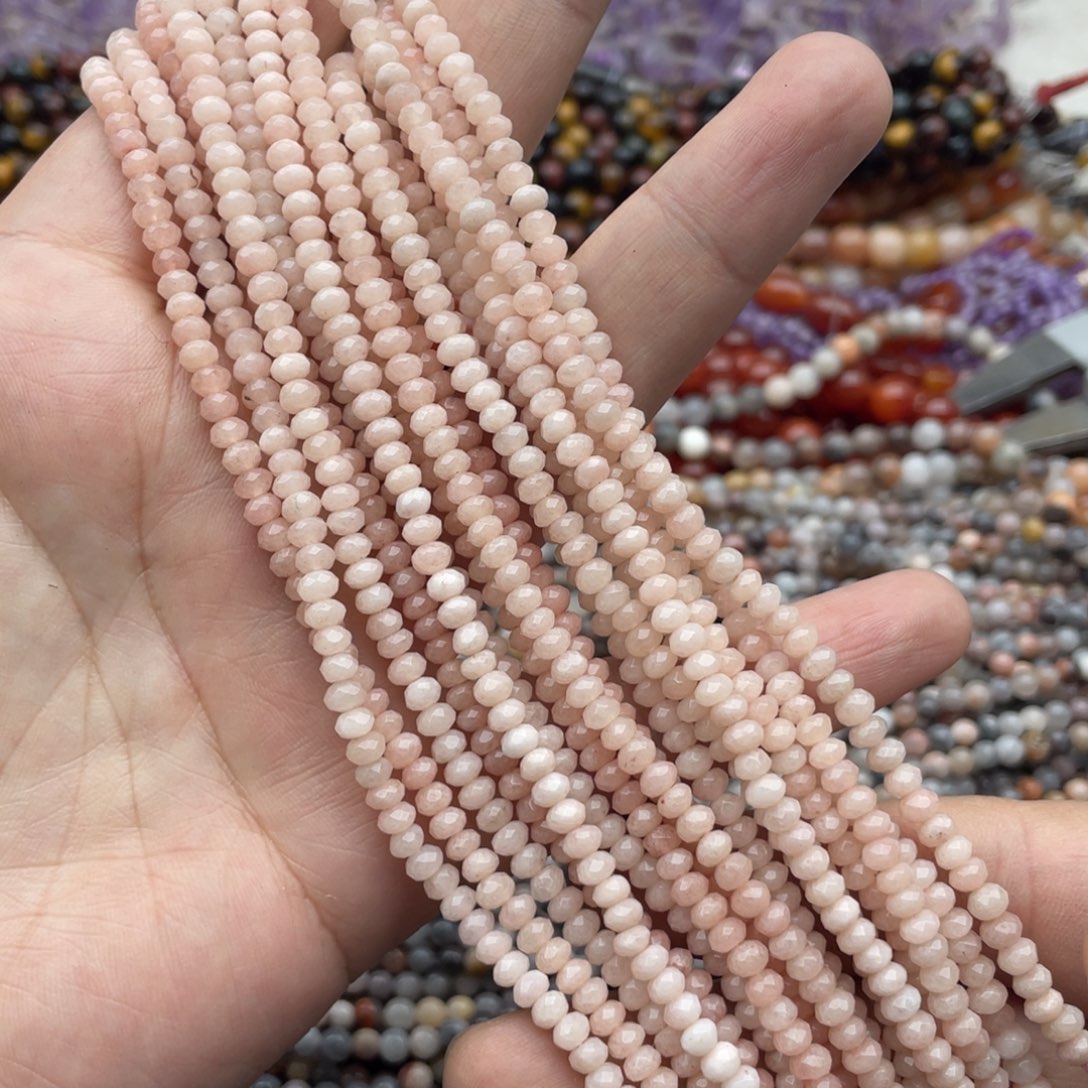 玛瑙/玉髓珠宝半成品未镶嵌三条装4mm粉东临切面算盘