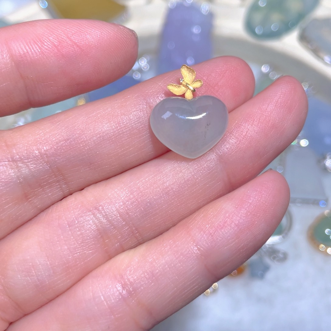 翡翠颈饰18K金镶嵌翡翠