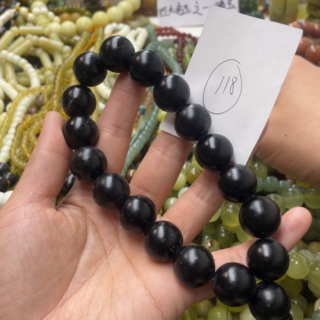 蛇纹石玉手链未镶嵌