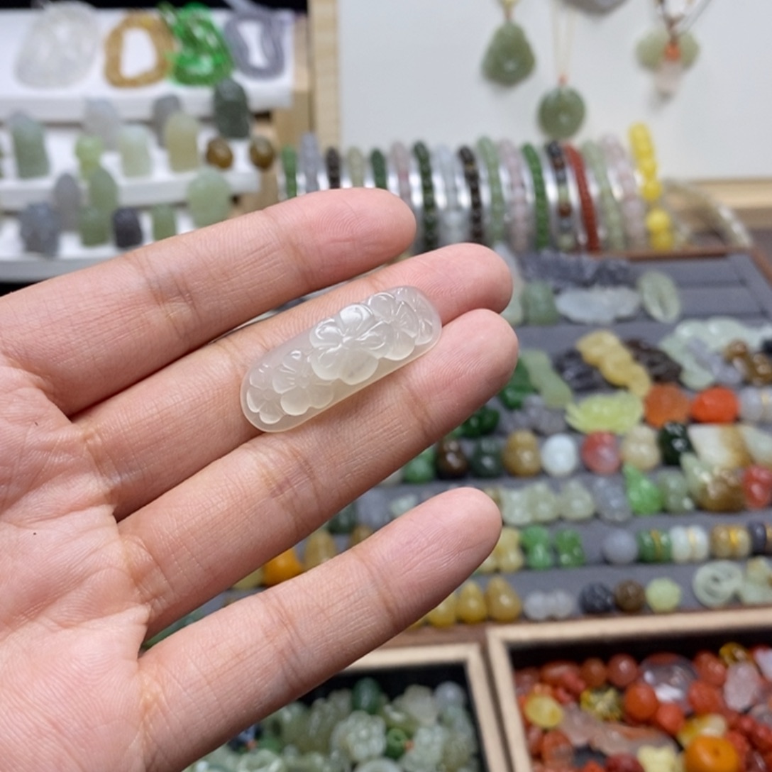 和田玉颈饰未镶嵌◆****ㄣ订制不退不换