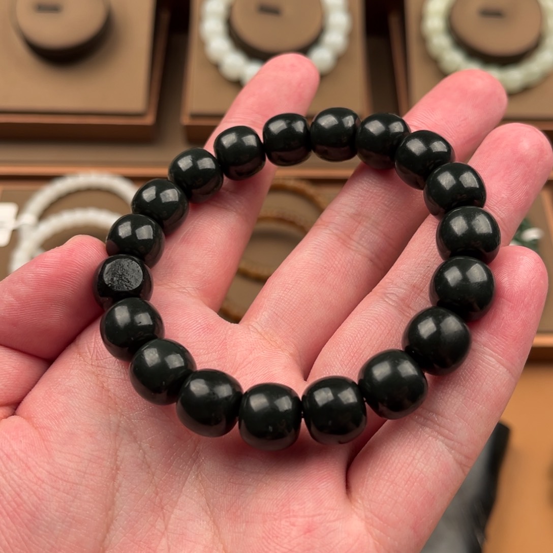 手链未镶嵌和田玉