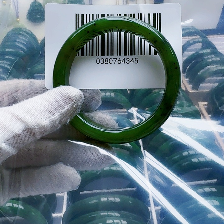 和田玉（碧玉）手镯未镶嵌54