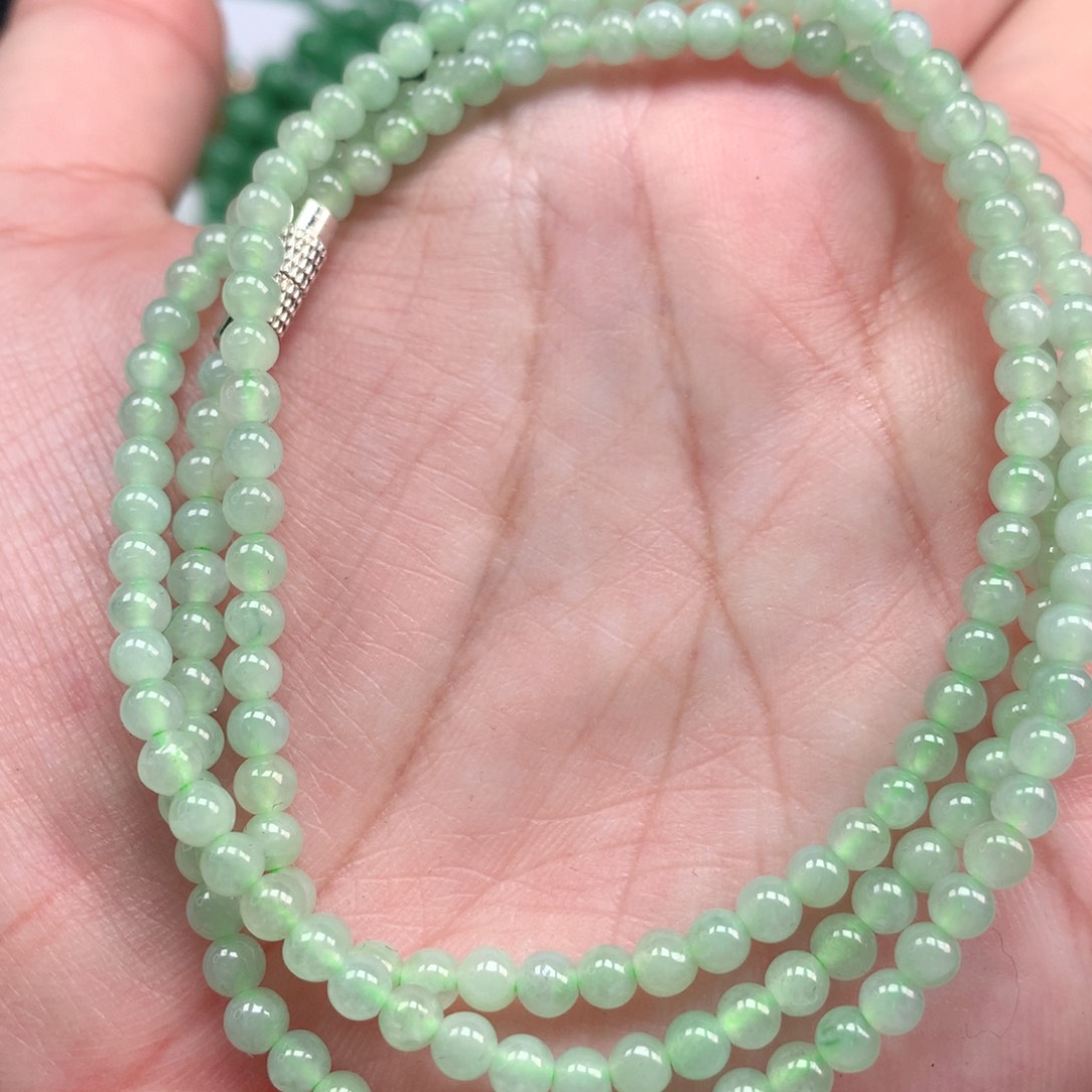 翡翠手链未镶嵌翡翠