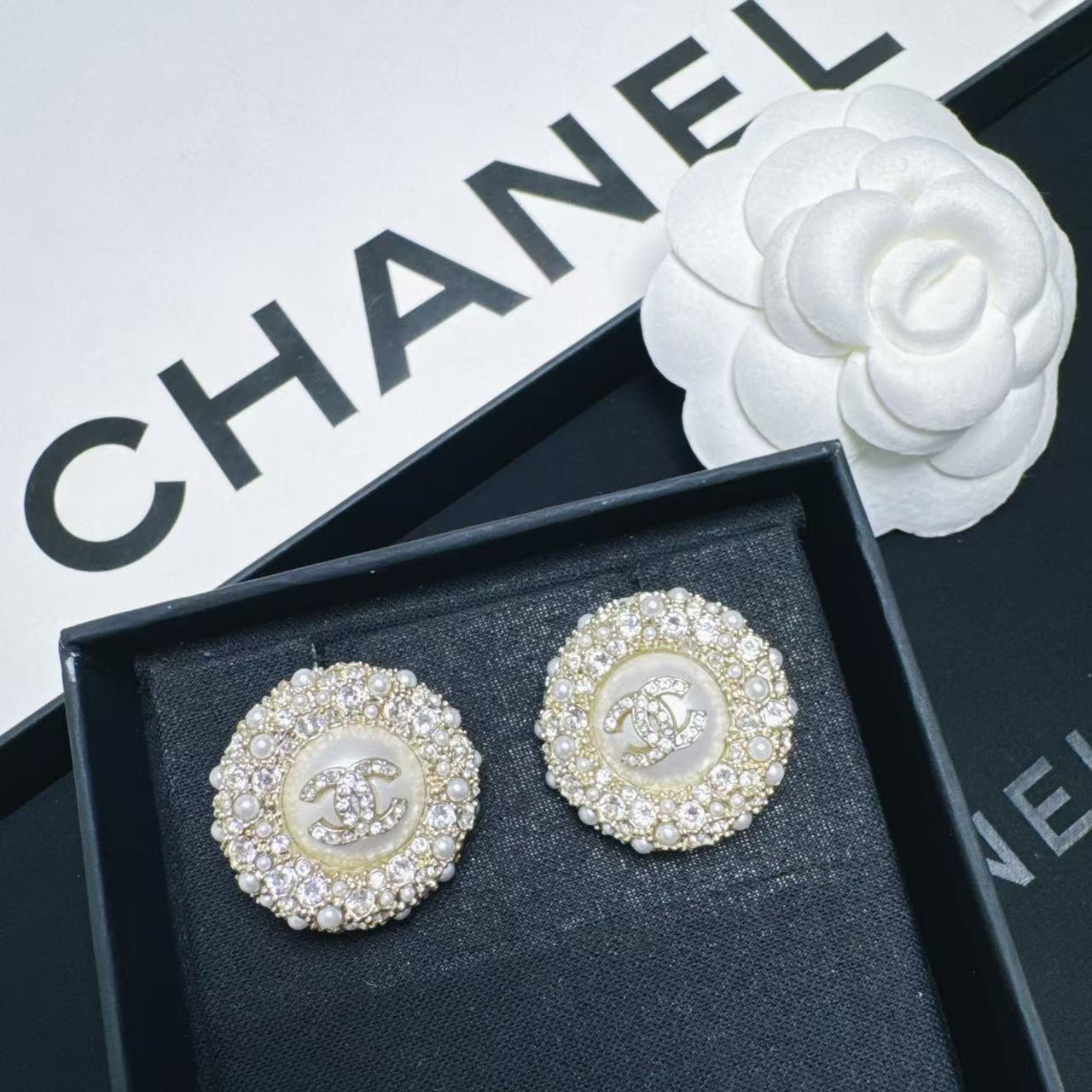 95新 Chanel/香奈儿 柚礼中古/香奈儿珍珠满钻双C耳钉NG501009
