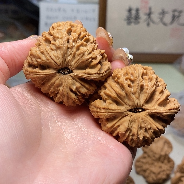 文玩核桃吊坠46南疆石