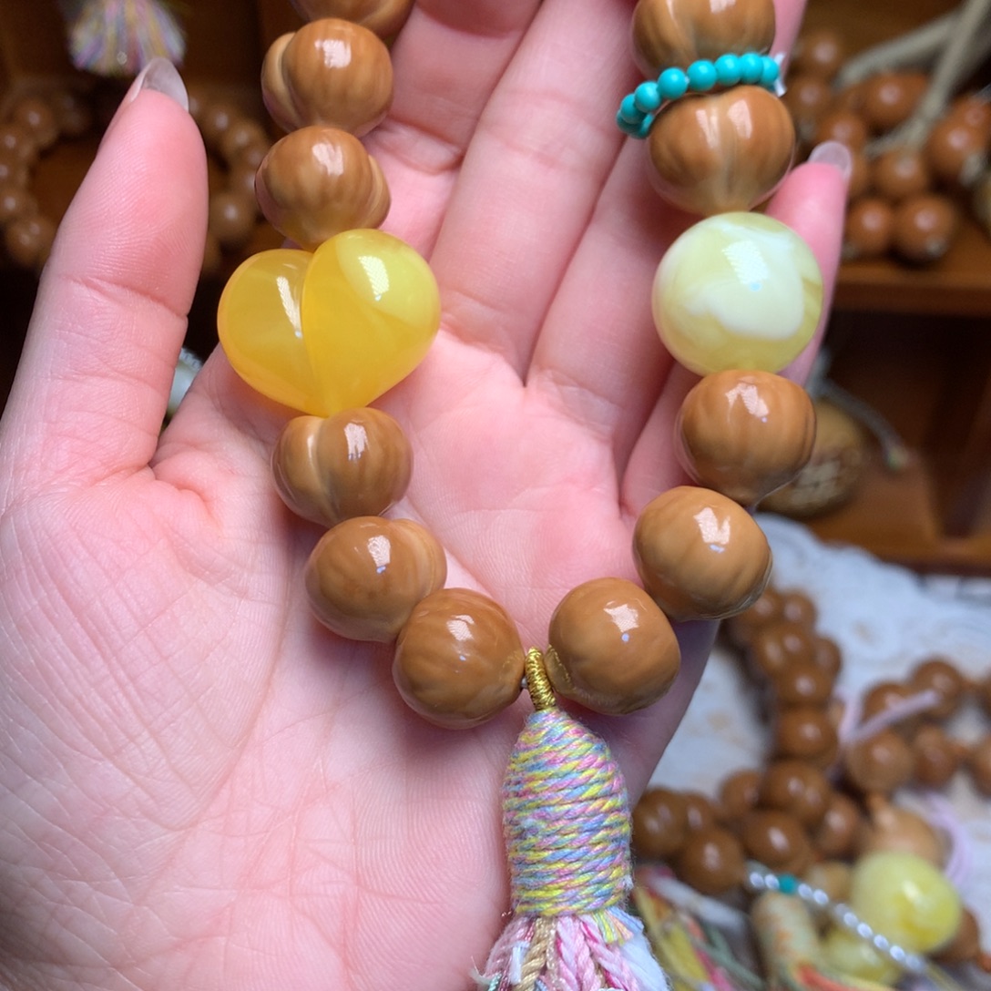 吊坠猴头核桃二代屁桃手持定制