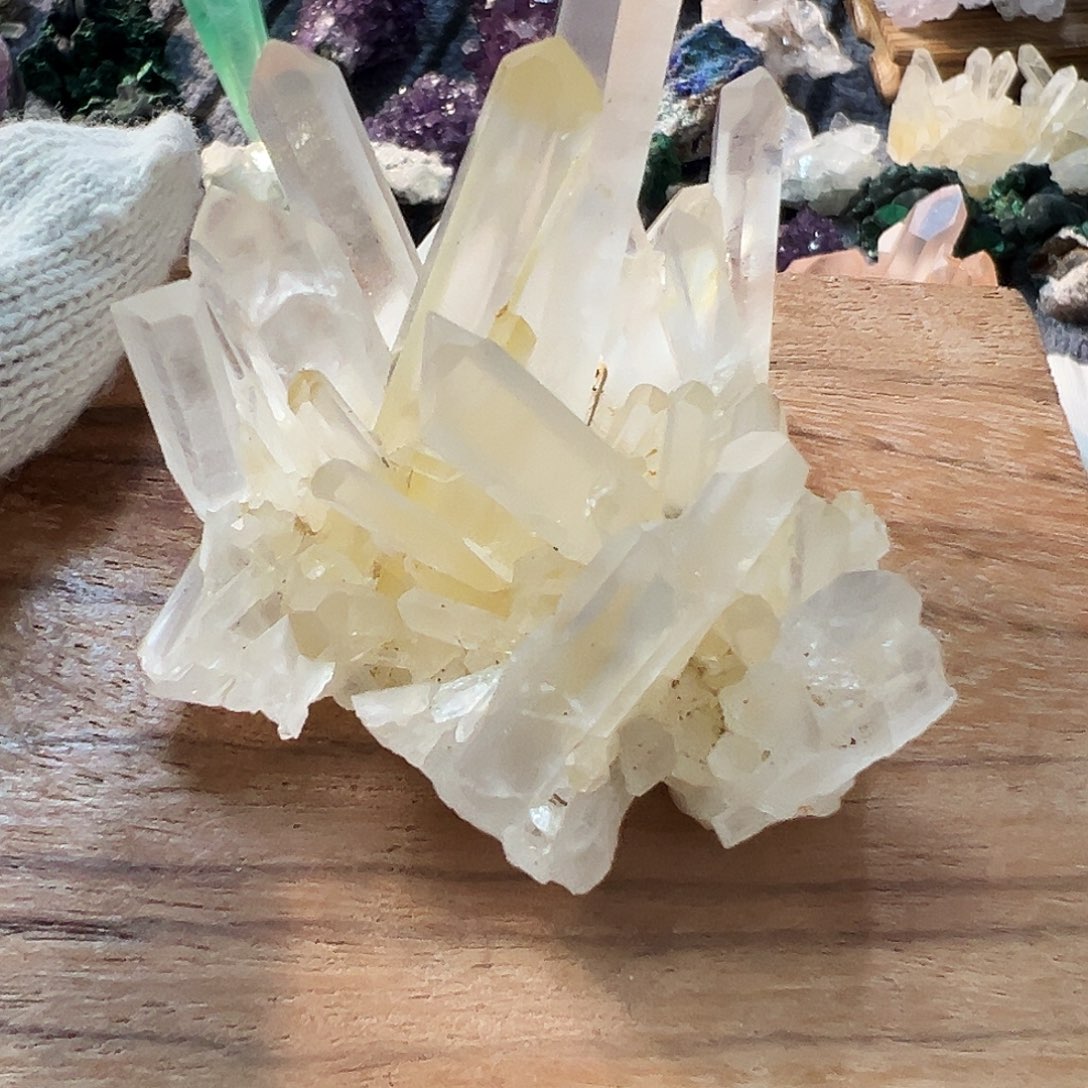 大***迹水晶未镶嵌珠宝半成品