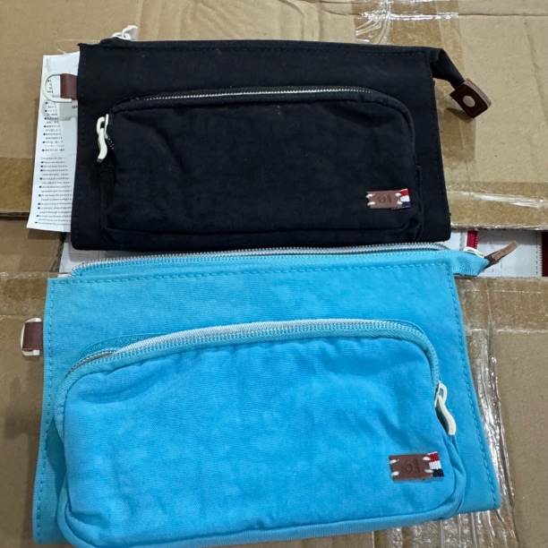 20*13cm 出日单 微痕迹 手机包零钱包（无提手）