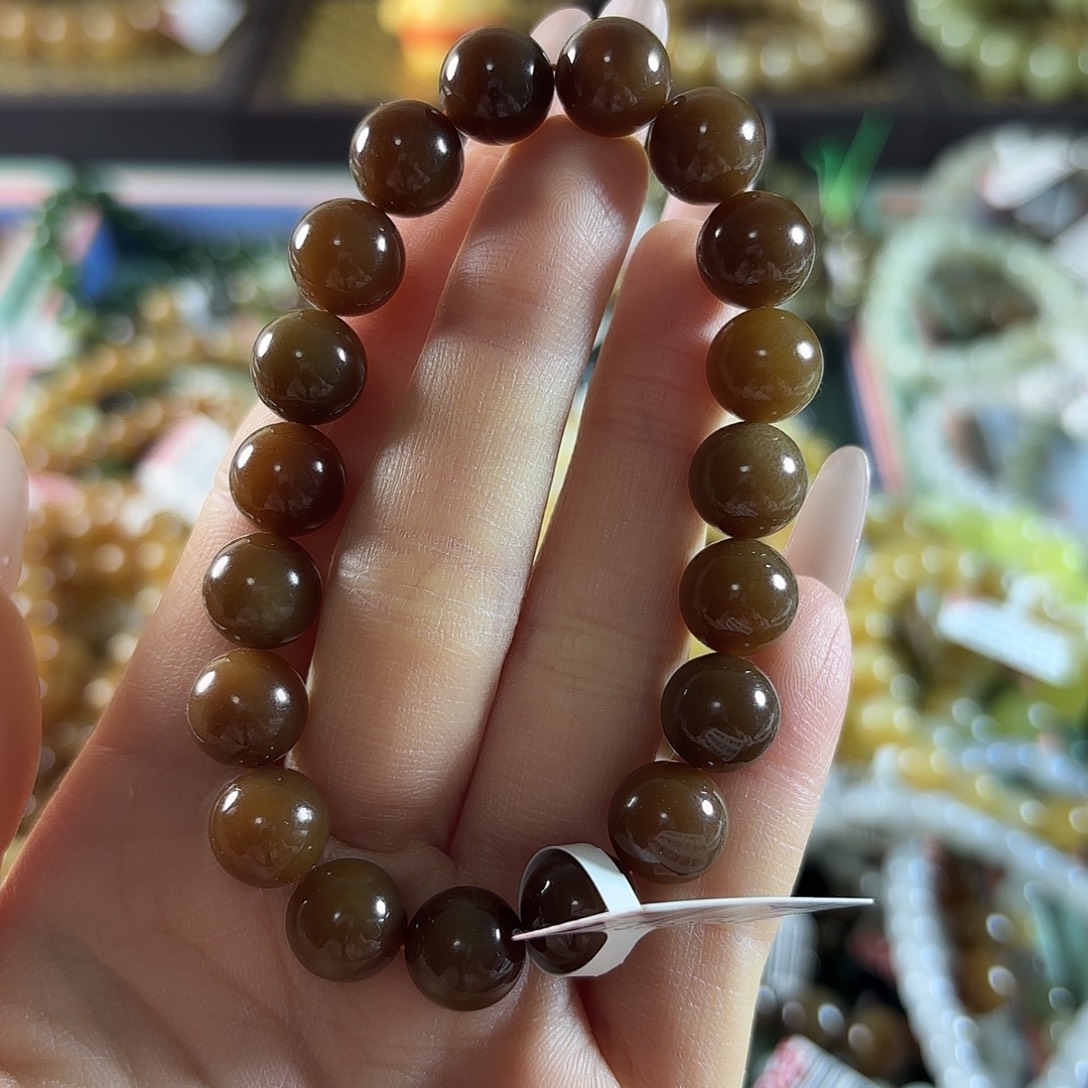 小***噜和田玉未镶嵌手链拍十发一。77