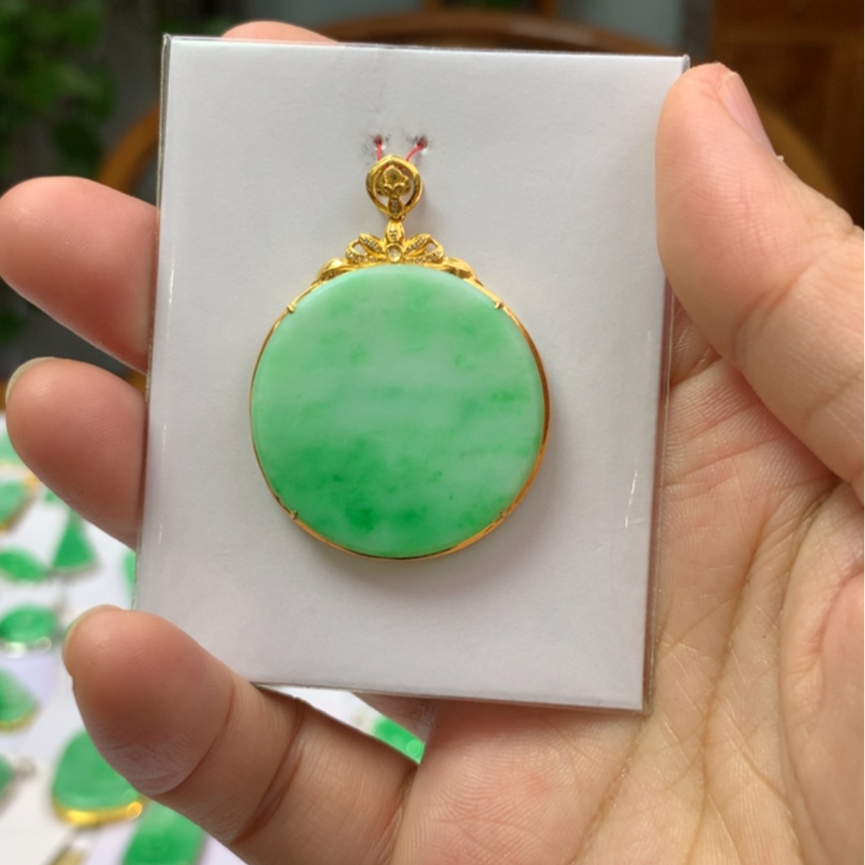 【闪购商品】翡翠颈饰18K金镶嵌翡翠首饰