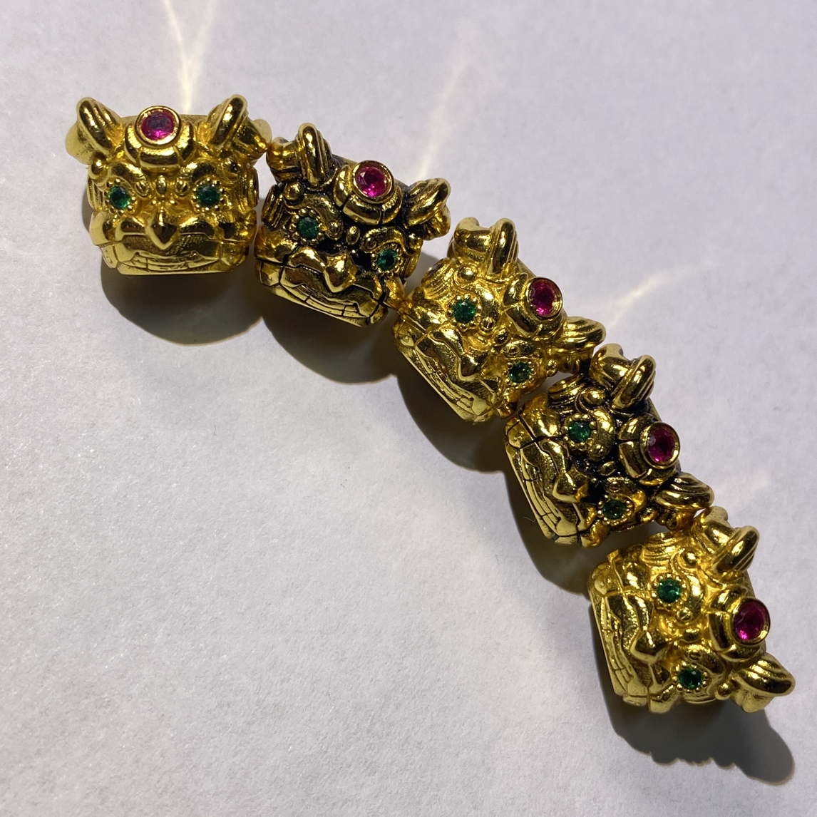 925银合成锆石银制品 S925银镀金顶珠迦楼罗大鹏鸟一件