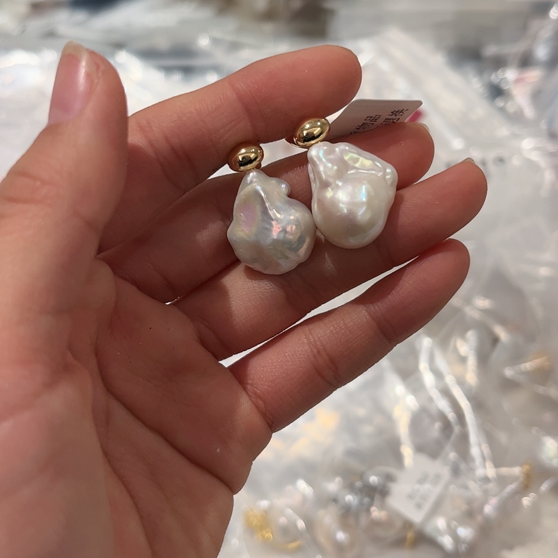 淡水珍珠耳饰合金