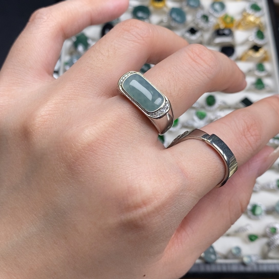 未镶嵌挂件翡翠翡翠