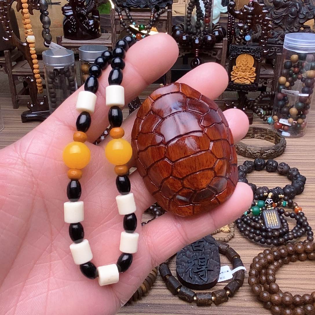 滴血莲花菩提手串