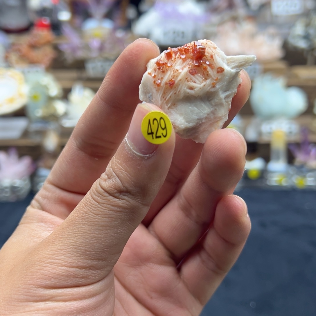 珠宝半成品水晶未镶嵌