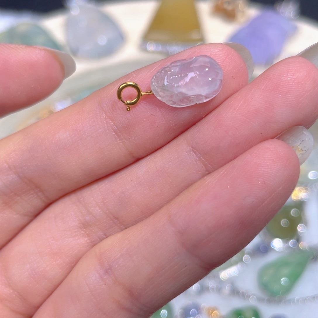 颈饰18K金镶嵌翡翠翡翠