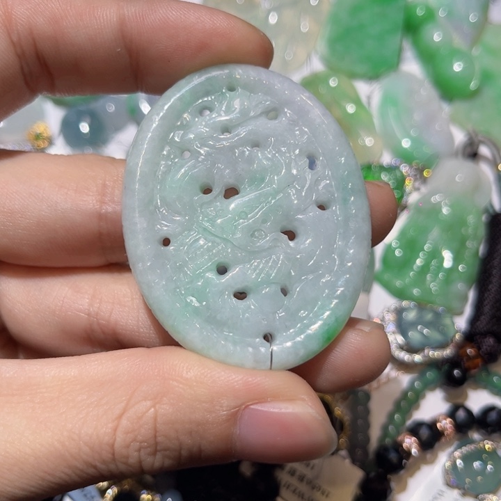 翡翠颈饰未镶嵌天然翡翠A货