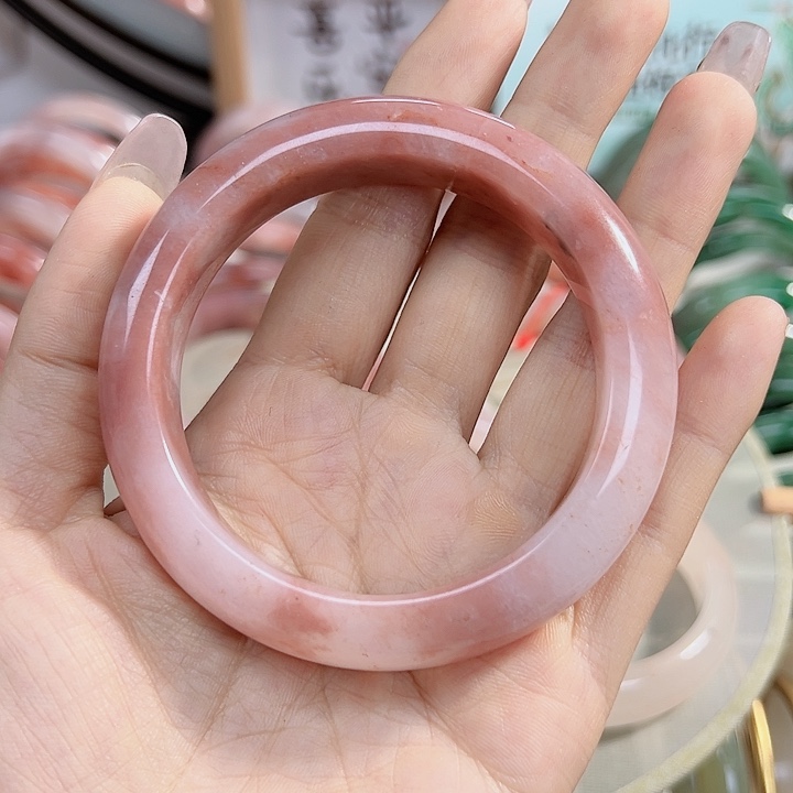 石英质玉手镯未镶嵌爱**财