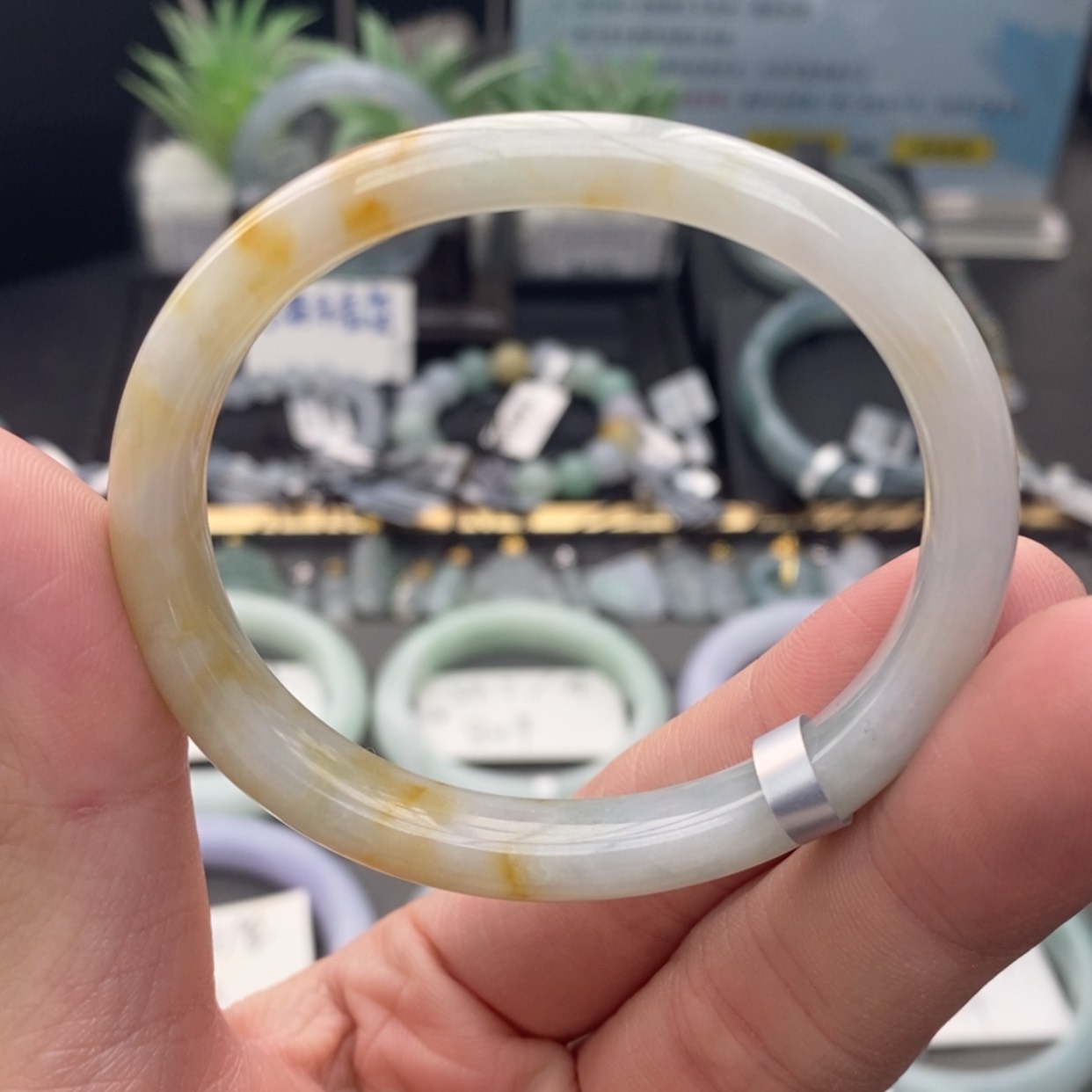 【闪购商品】未镶嵌手镯翡翠正圈53可戴