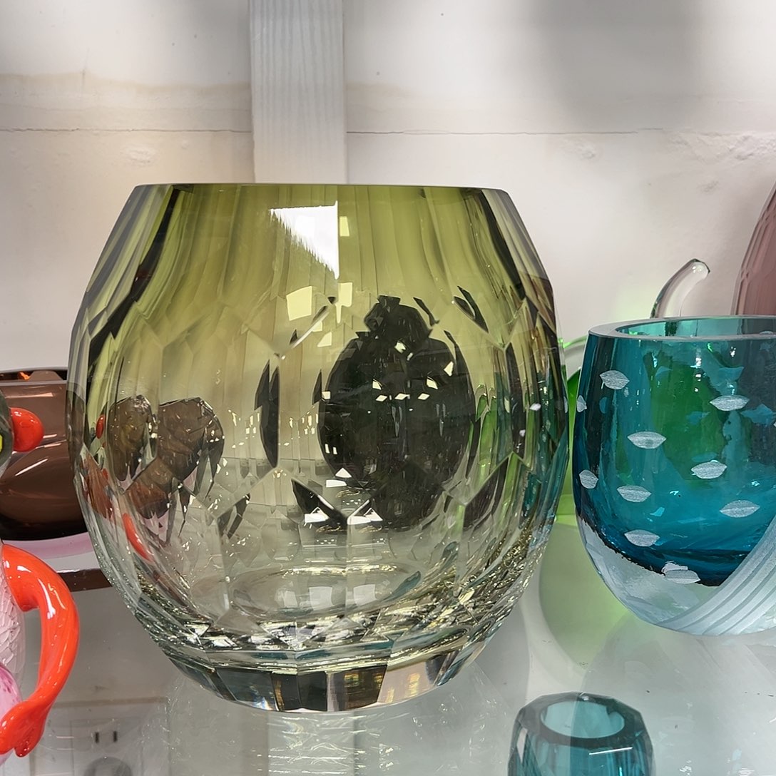 琉璃高21轻奢琉璃花器正常手工痕迹