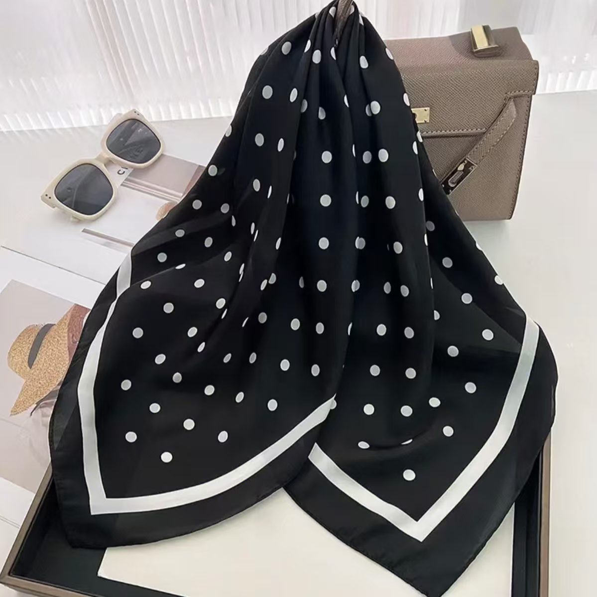 SJ296墨韵白点70*70丝巾/围巾