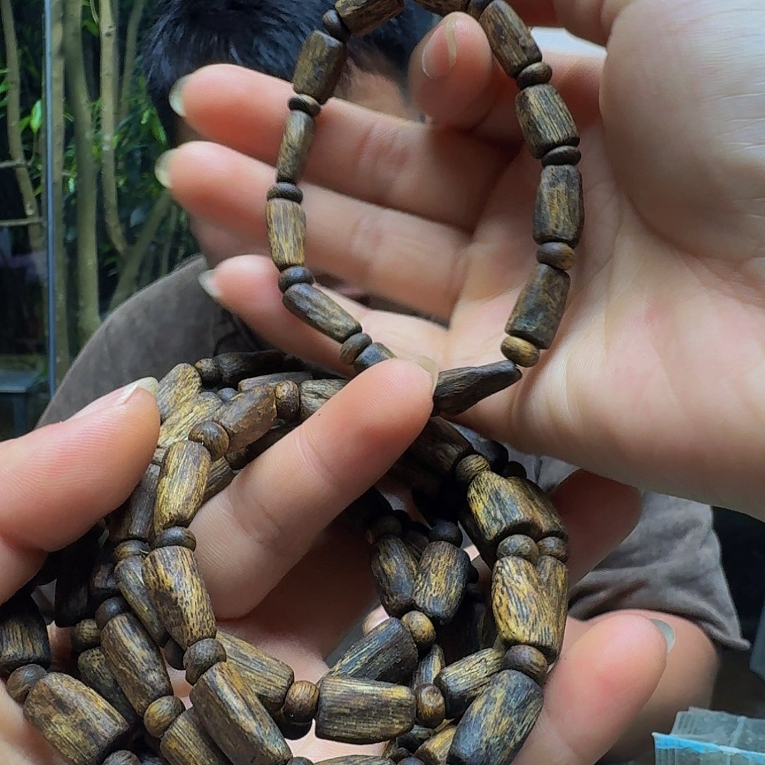 沉香碎屑沉香➕树心油5老料一串