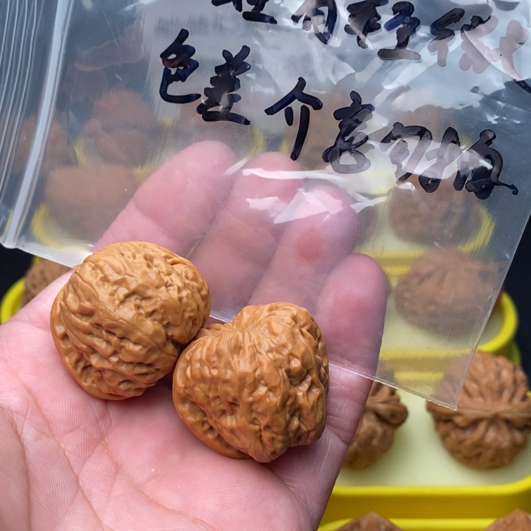 桃核把件蛤蟆头尺寸35