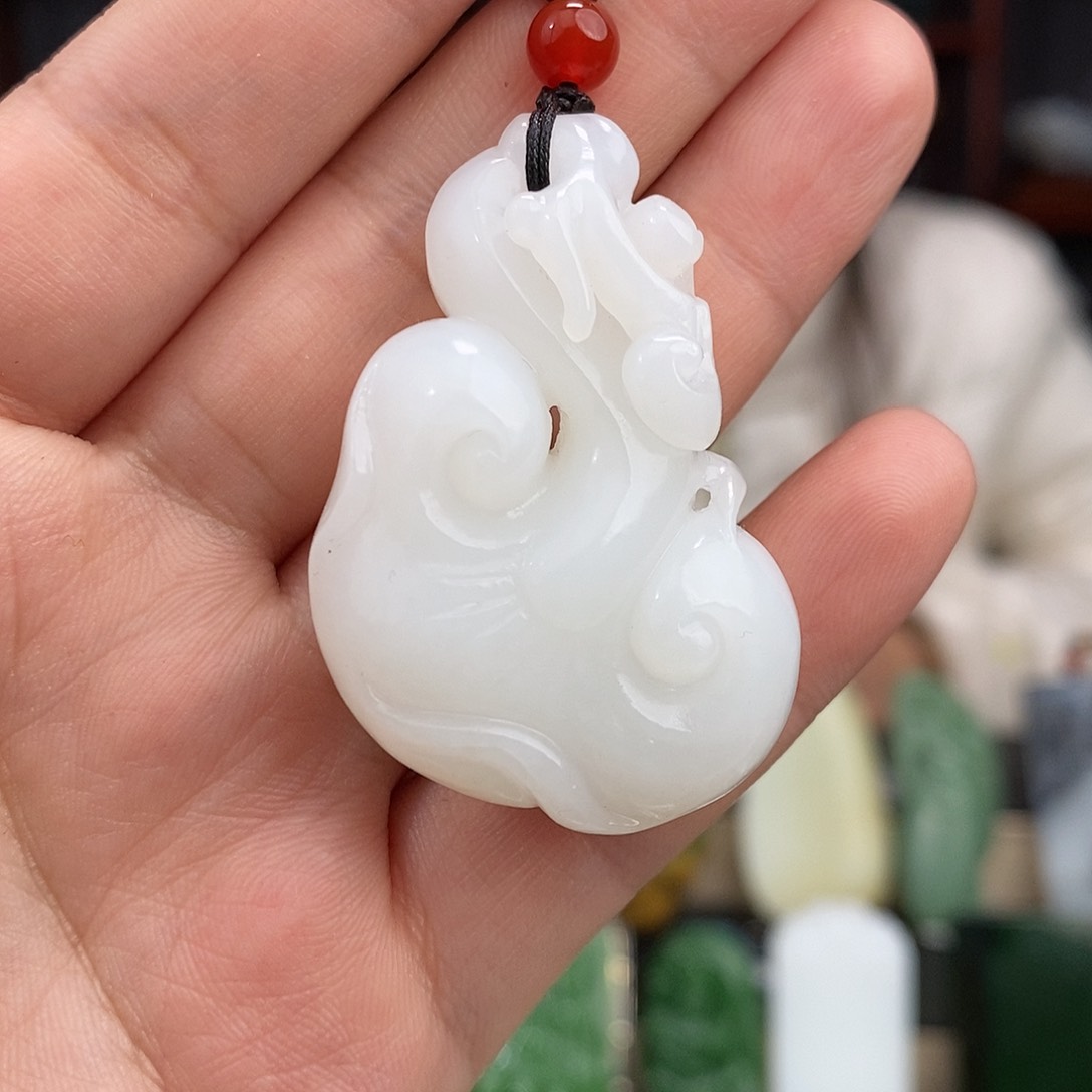 和田玉挂件未镶嵌