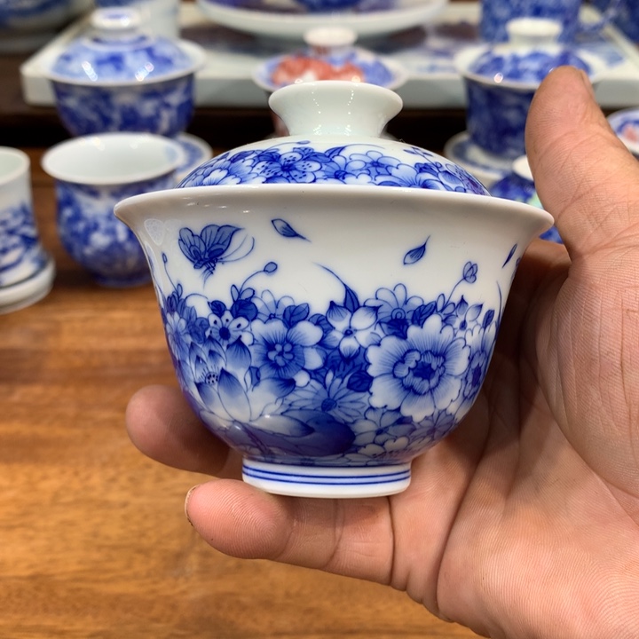 柴窑青花蝶恋花盖碗