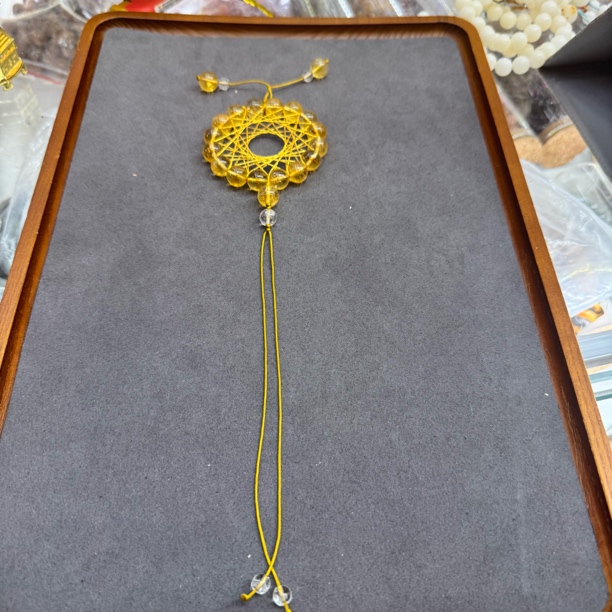 2384-时尚黄水晶车挂一个10mm