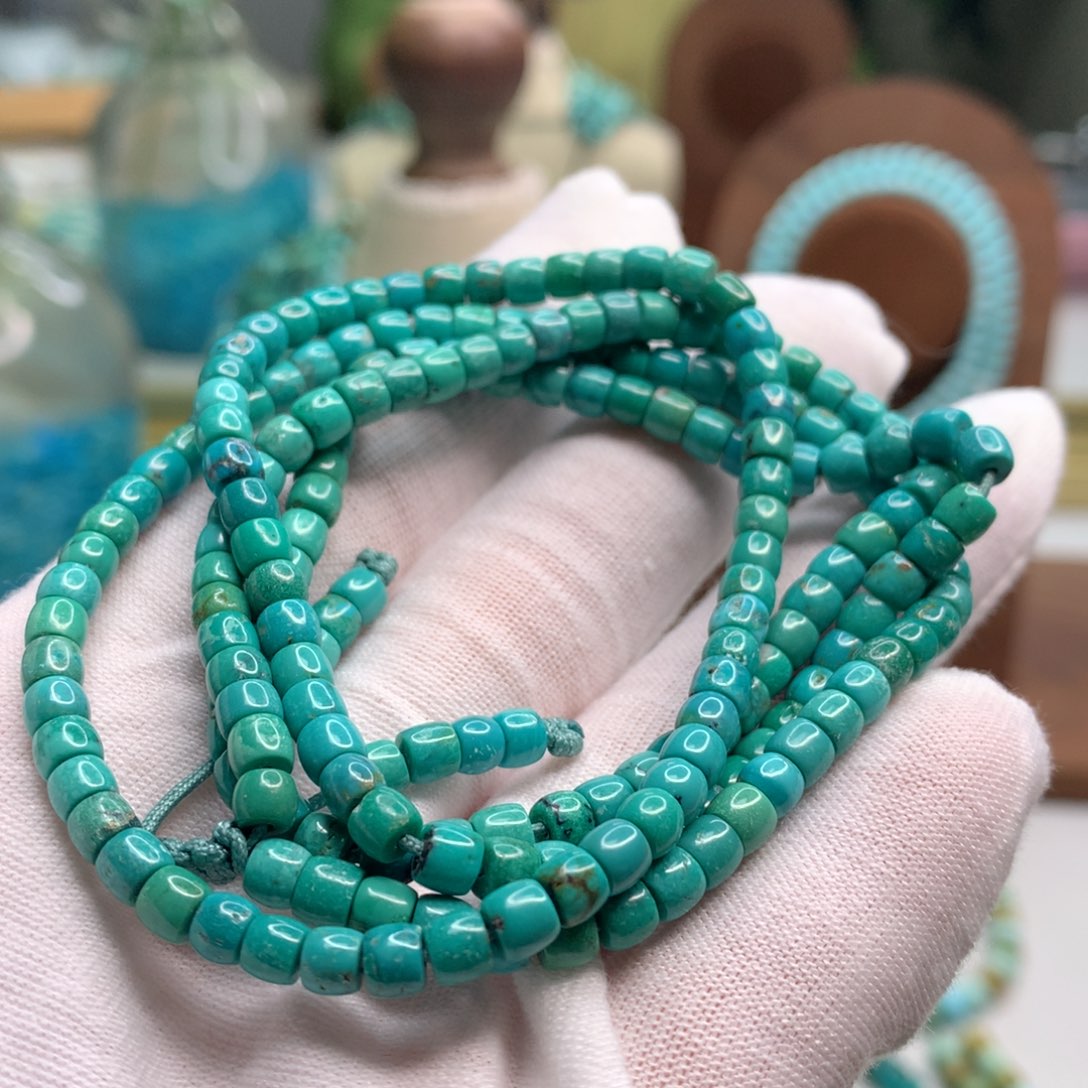 绿松石未镶嵌饰品