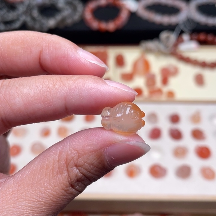 南红玛瑙嘟嘟鱼x 1未镶嵌熙**c927