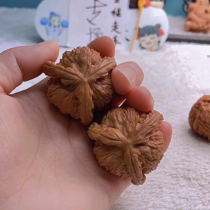 吊坠文玩核桃3*5三棱