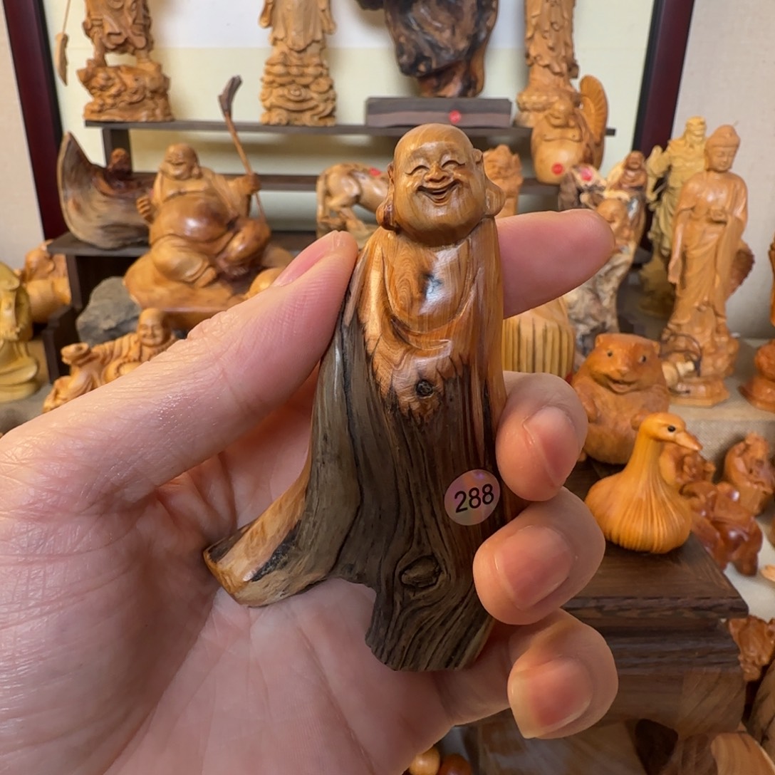 崖柏小木匠艺雕一物一拍