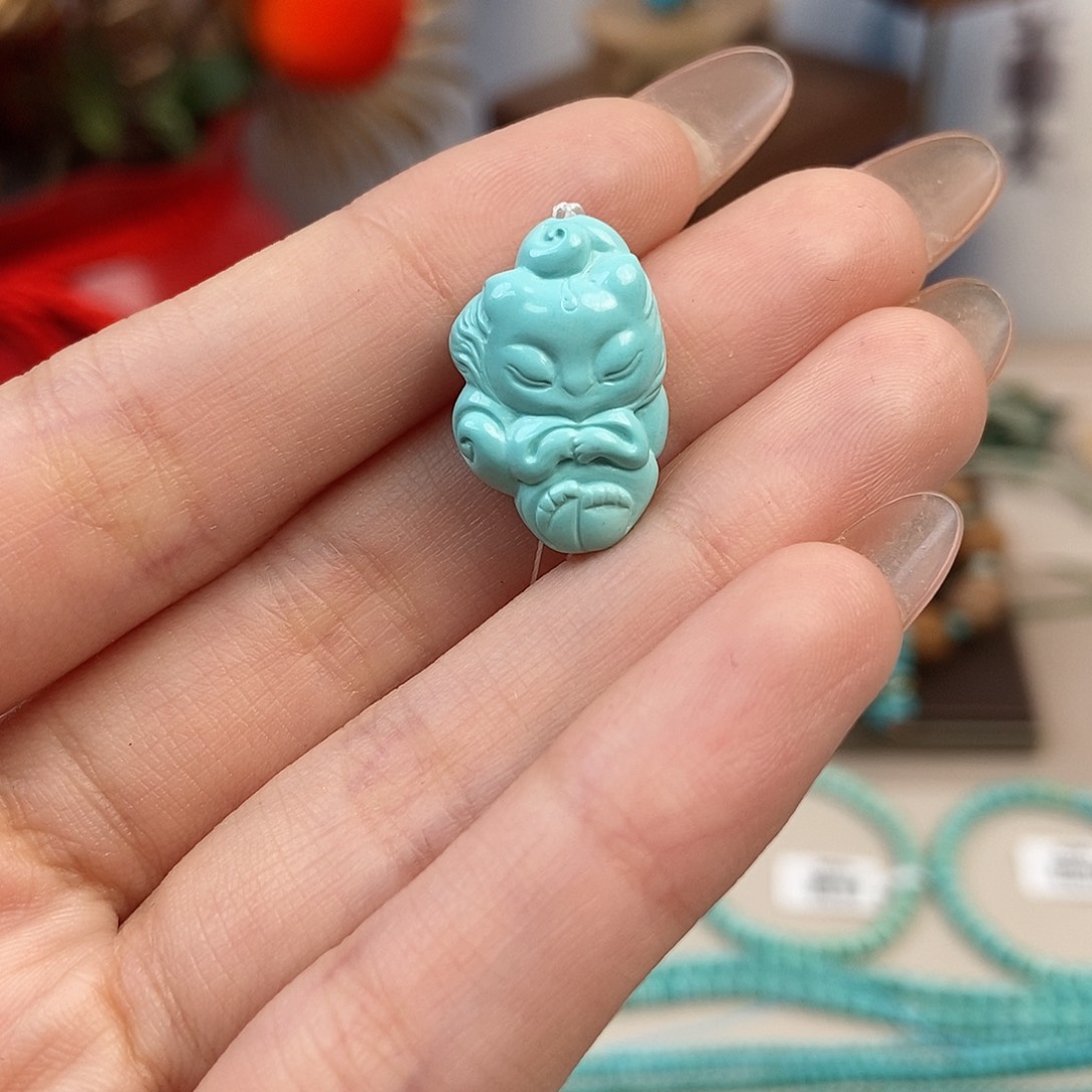 绿松石雕刻件未镶嵌